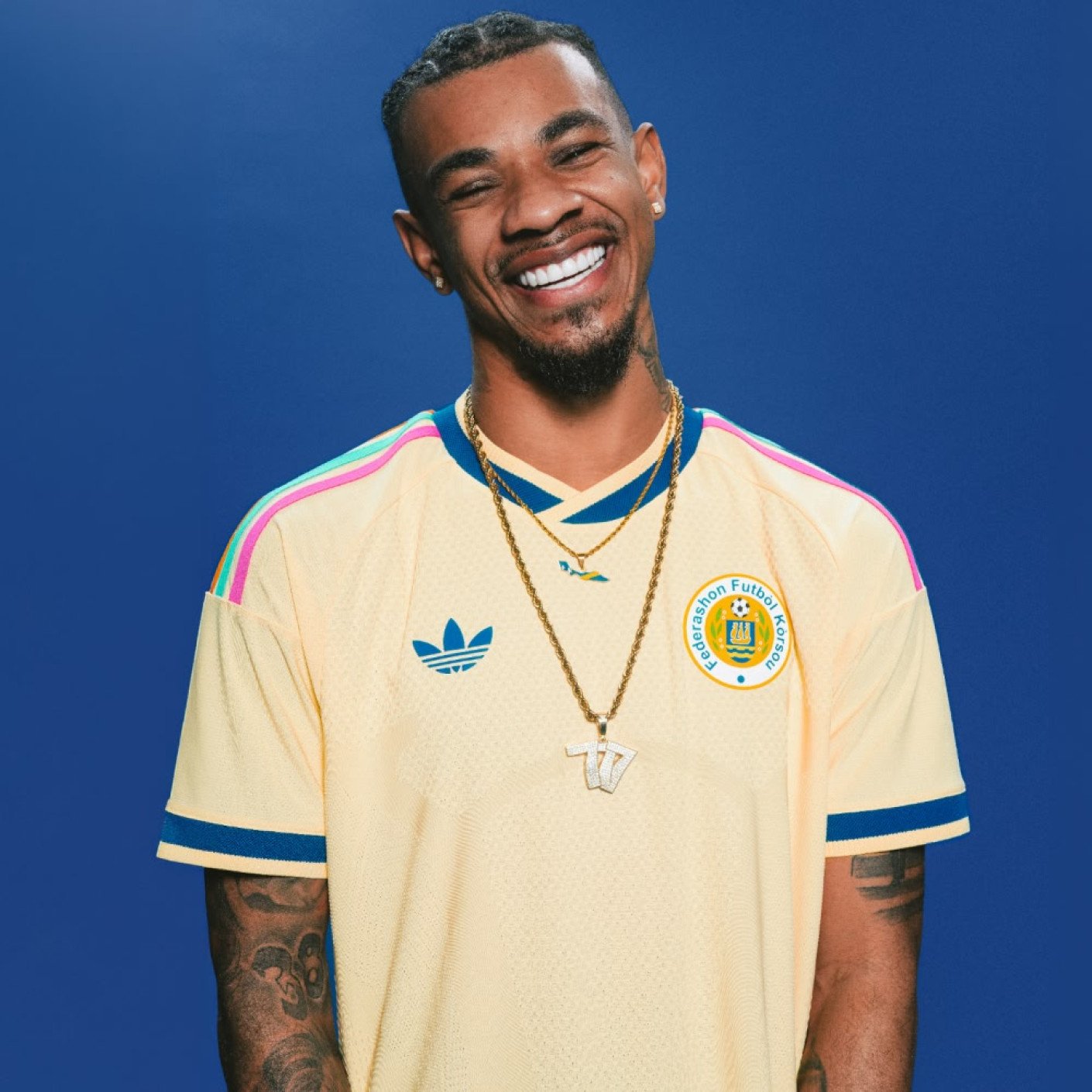 Curaçao away kit
