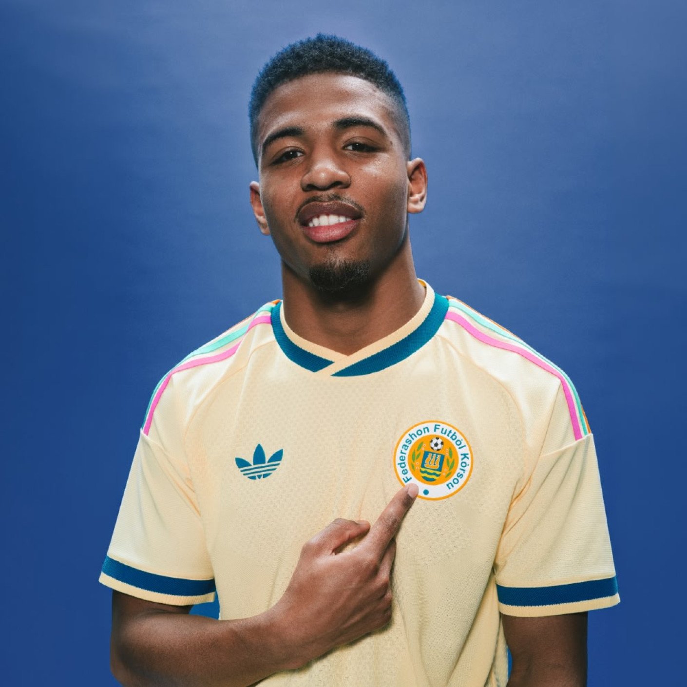 Curaçao away kit