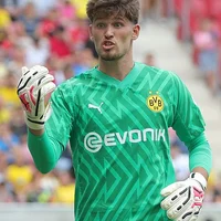 Gregor Kobel